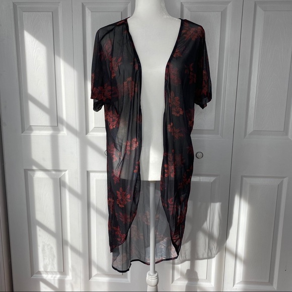 🔥SOLD🔥Boutique High Low Sheer Kimono Black & Red S, M, L - Picture 2 of 13
